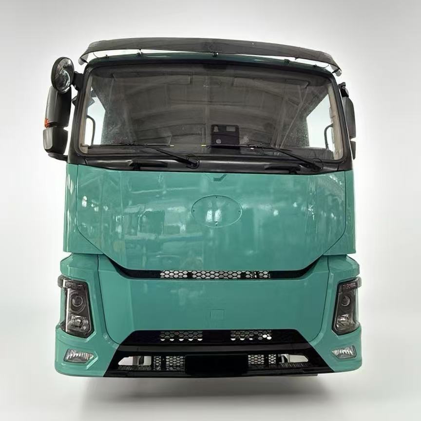 Right-hand Drive Heavy-duty Truck Cab
