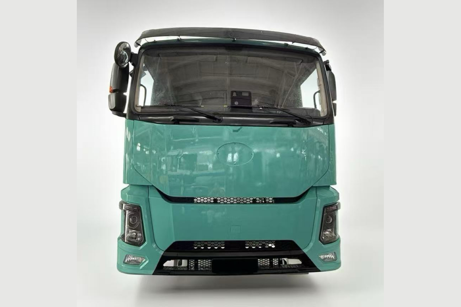 Heavy-duty Truck Cabin